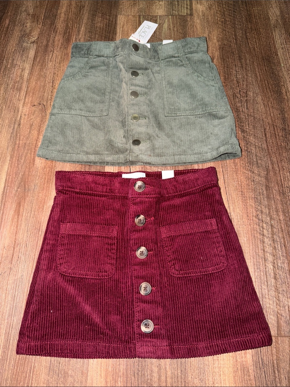 Lot of 2 The Children’s Place Skirt Girls Corduroy Size 4 NWT Green & Burgundy